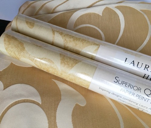 Laura ashley alexander - laura,